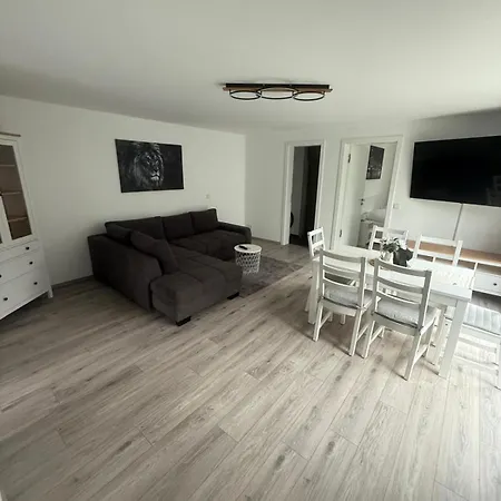 Neue , Schoene 3 In Apartmán *