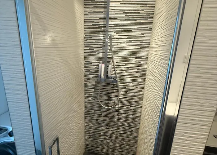 Apartment Neue , Schöne 3 In