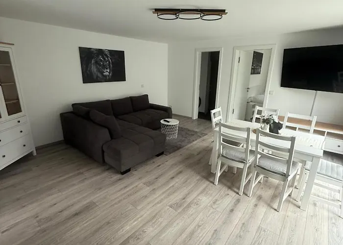 Neue , Schoene 3 In Apartmán *