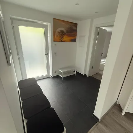 Apartment Neue , Schoene 3 In Dresden